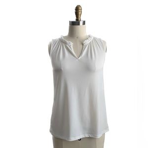BANANA REPUBLIC FACTORY •  Sleeveless Ruffle V-Neck Ivory Tank Top - Size XS